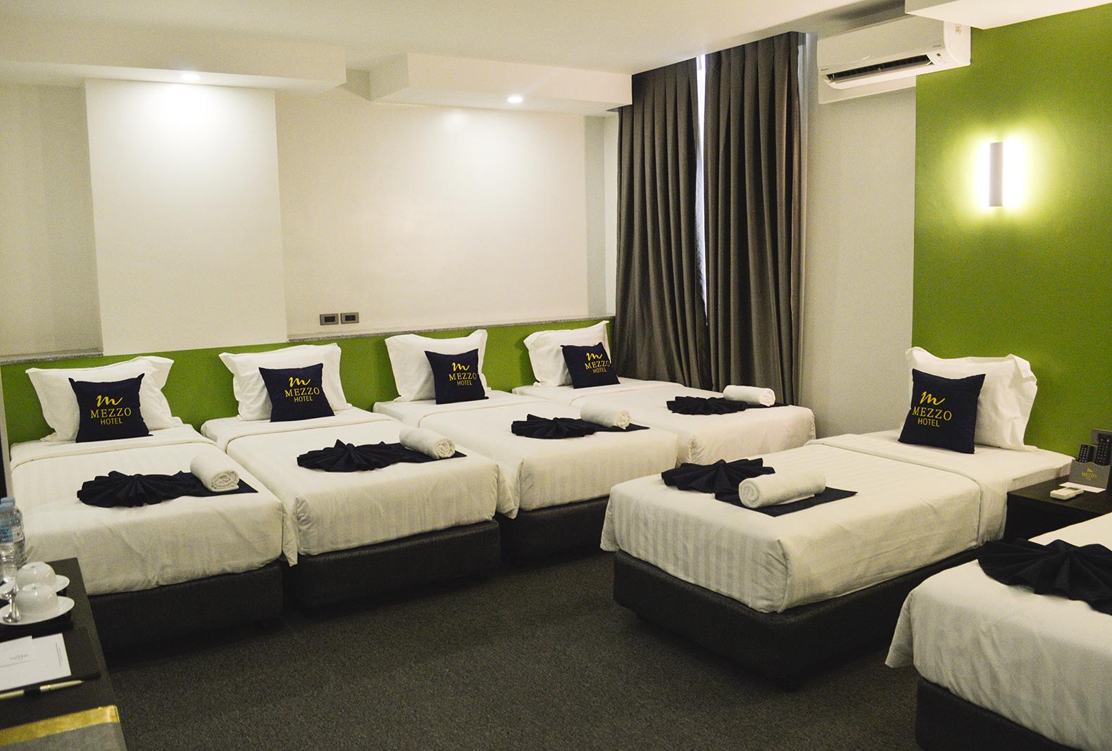 Mezzo Hotel Cebu Exterior foto